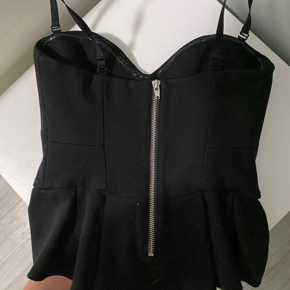 Babaton Corset - Picture 2 of 5